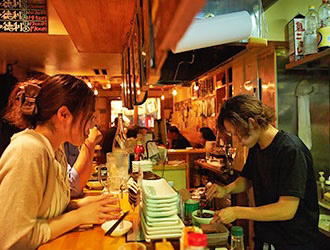 全日本一人呑み協会 一人飲みができるお店の紹介