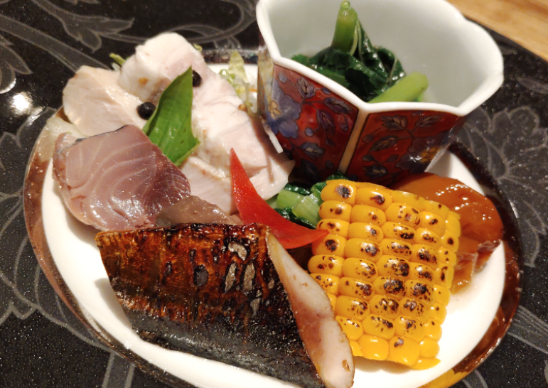 お酒と料理　しゅん
