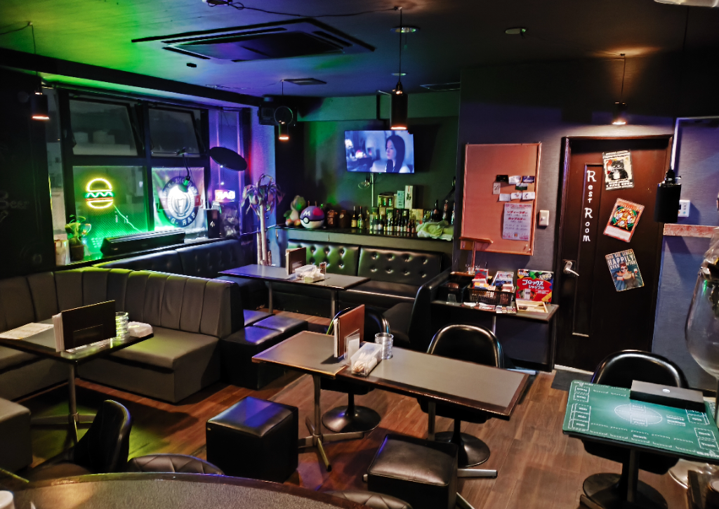 カラオケBAR -D-