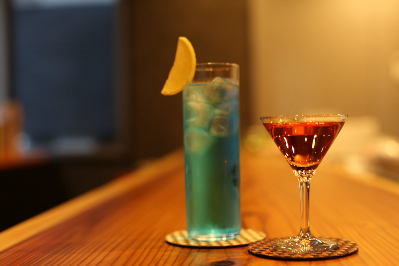 馬刺しと豚料理とお酒　Dining Bar BATON