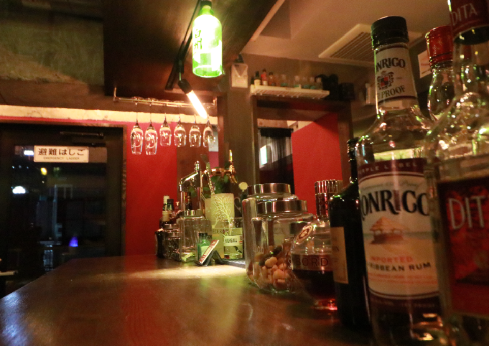 bar83rd（バー エイティサード）