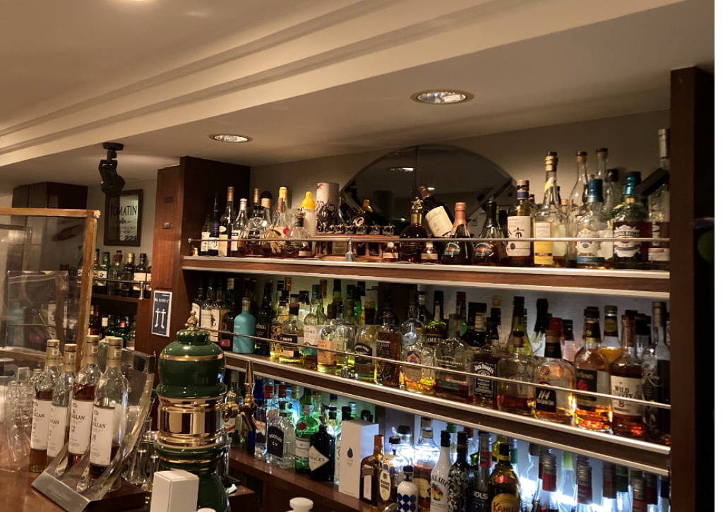 Bar In the glass