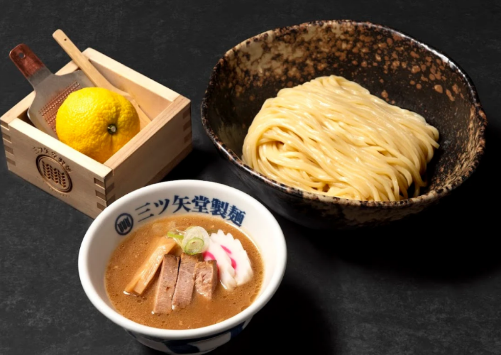 三ツ矢堂製麺 池袋サンシャイン60通り店